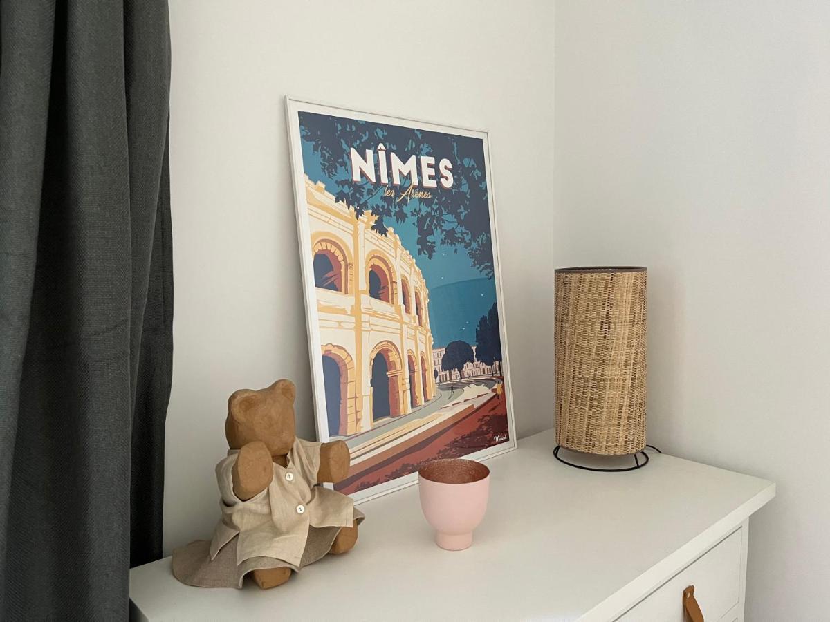 Nimes , appartement rénové dans immeuble classé. Extérieur photo