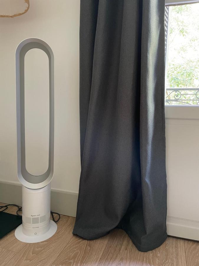Nimes , appartement rénové dans immeuble classé. Extérieur photo